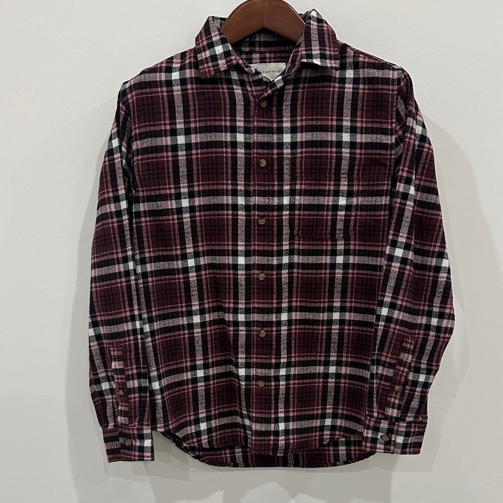 Aeropostale Woman’s Pink Plaid Button Down